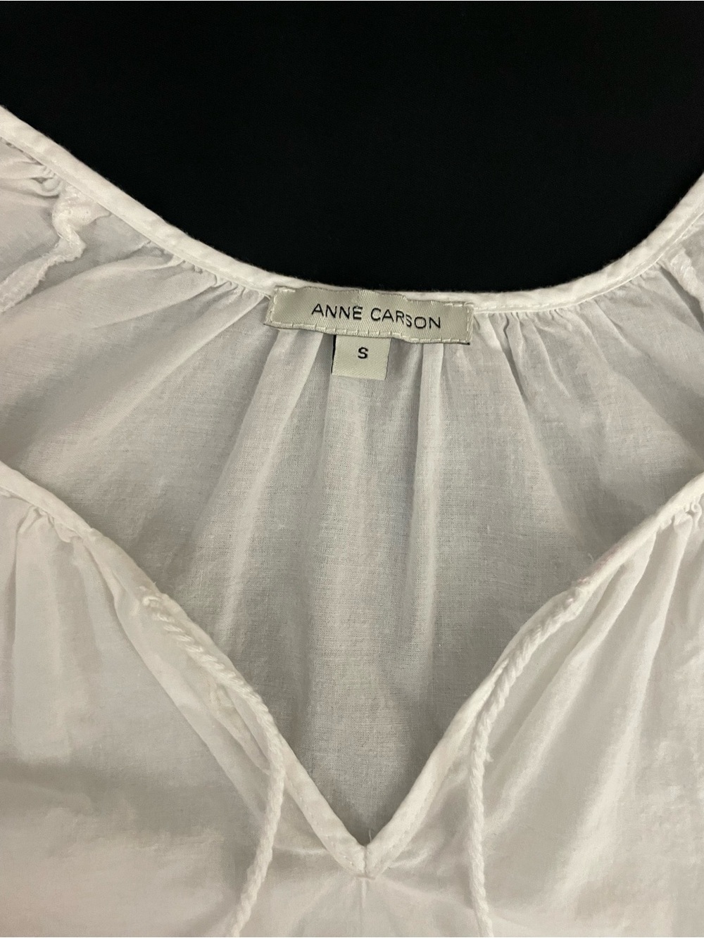 ANNE CARSON Women’s White Eyelet Tie-Neck Peasant Blouse Top Casual Size Small - Picture 4 of 7